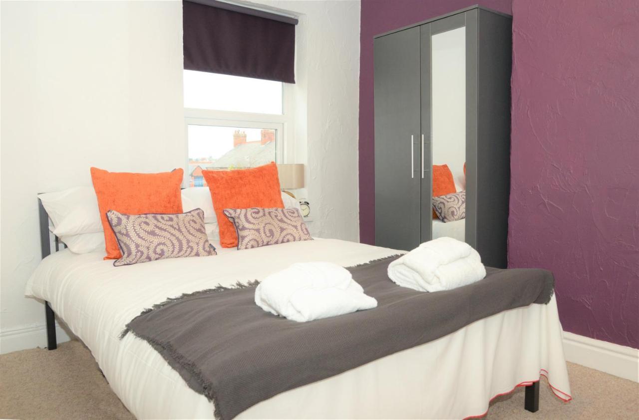 Florence House Villa Wrexham Eksteriør bilde